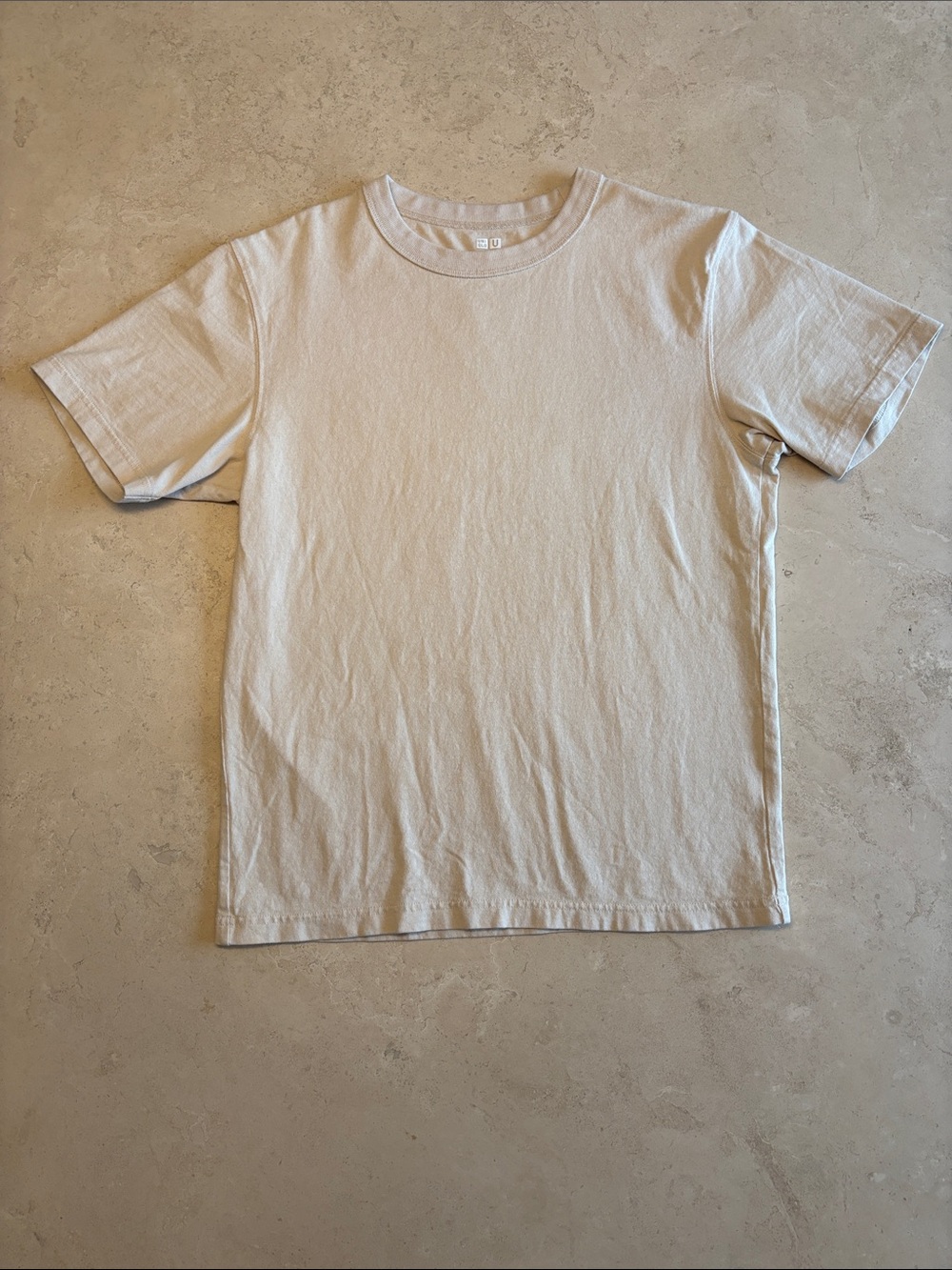 Uniqlo Men’s Short Sleeve Crew T‑Shirt — Cream. Size S
